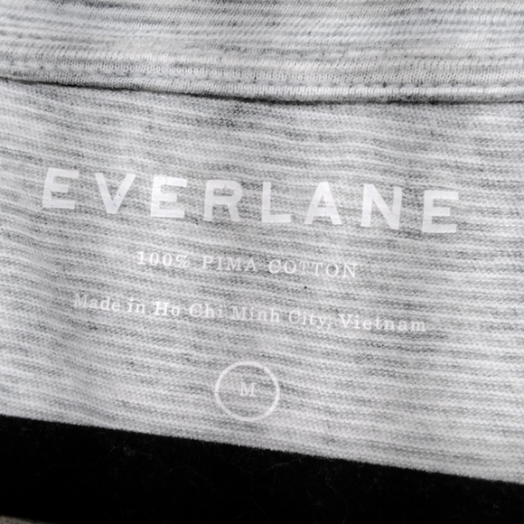 Everlane grey t shirt size medium - Picture 4 of 4